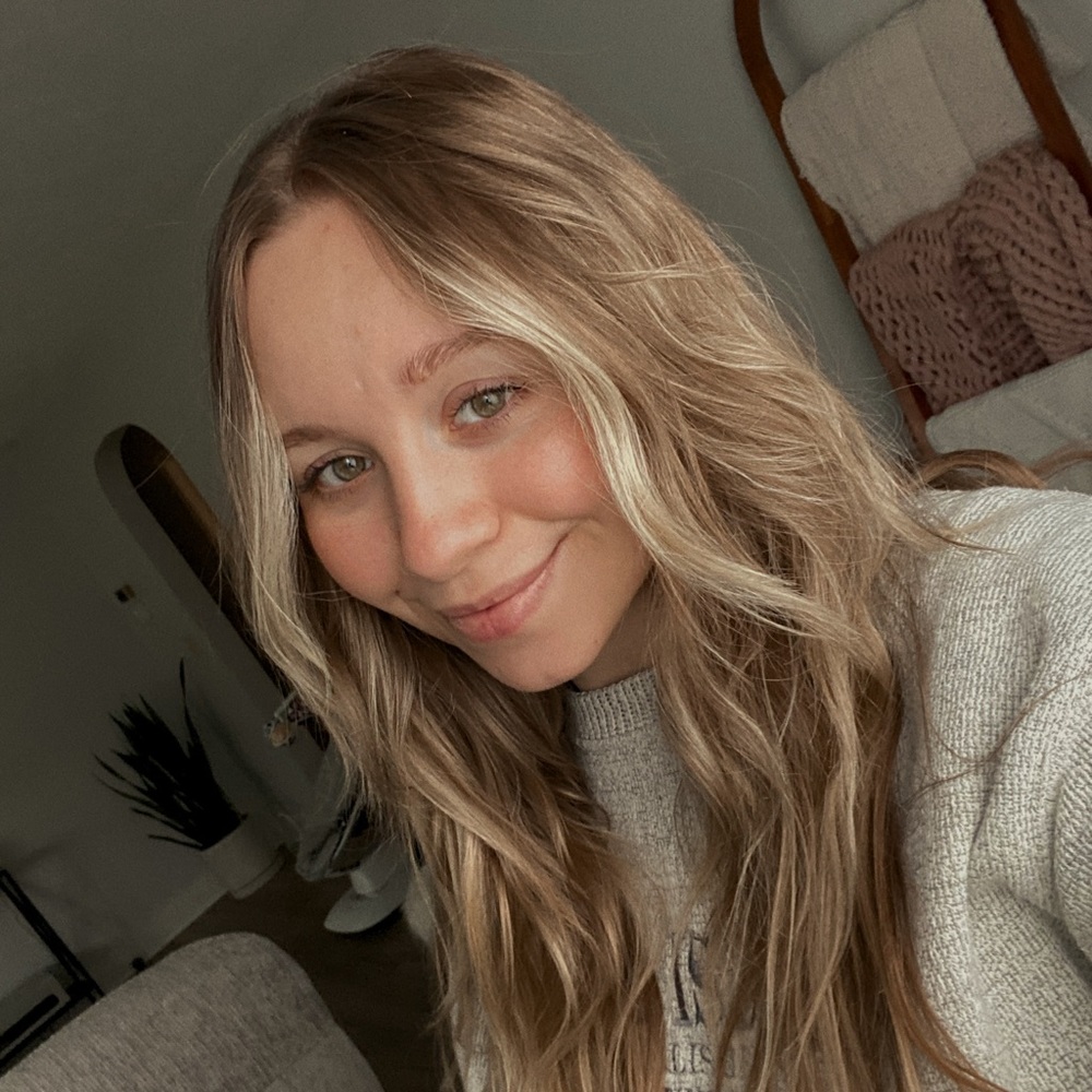 Meet your Posher, Ashley